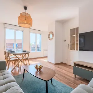 Quiet 1 Bedroom Parking Old Appartement